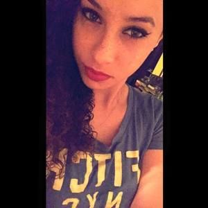 Meet your Posher, Leslie